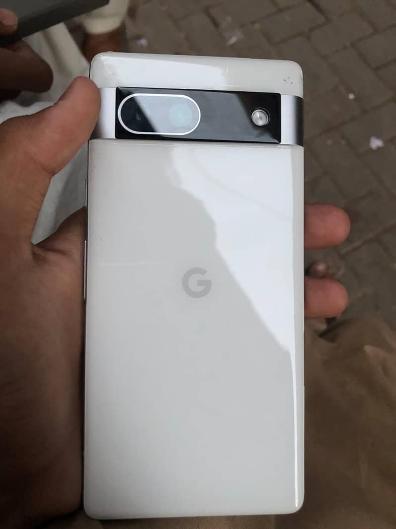 Google Pixel 7a 1