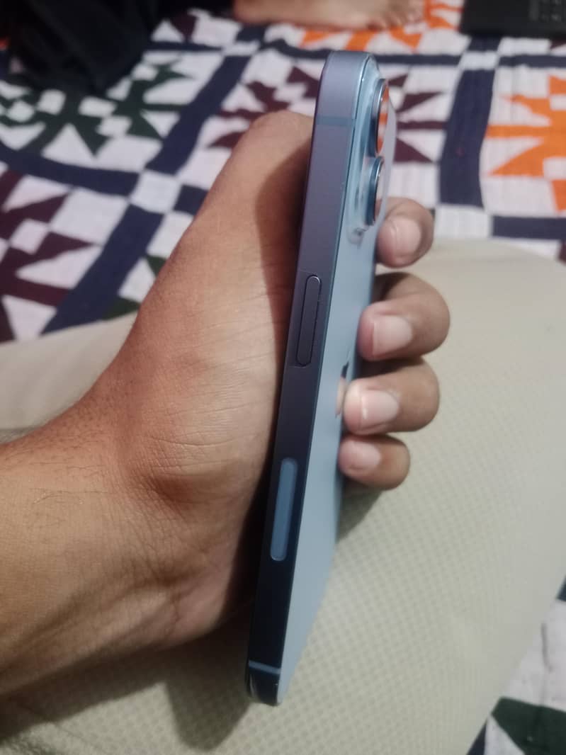Apple iPhone 14 2