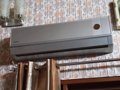 Gree Ac perfect condition