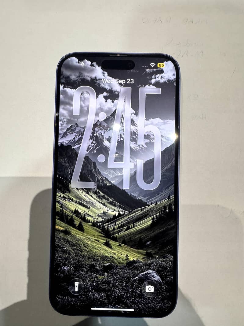Apple iPhone 16 Plus 2