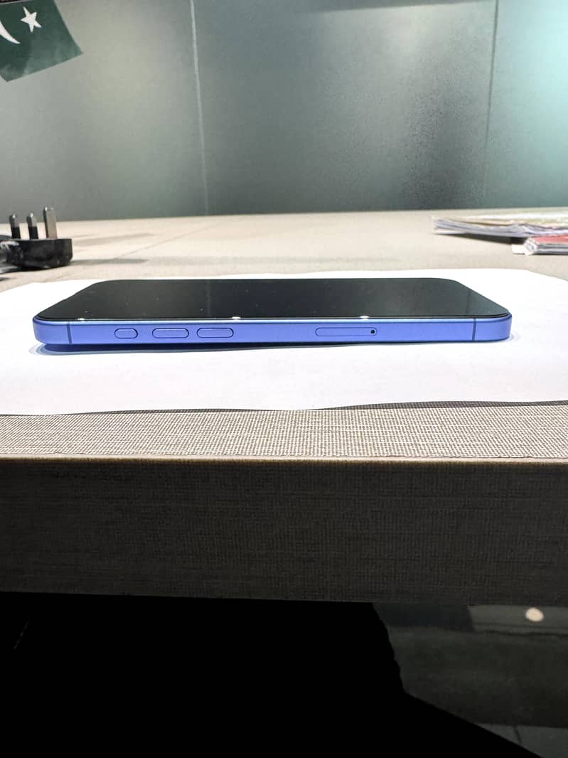 Apple iPhone 16 Plus 7