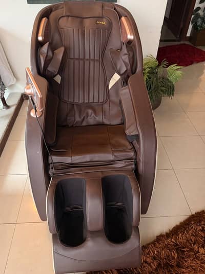 Title: Zero Healthcare Onyx Pro Massage Chair - Like New Condition
