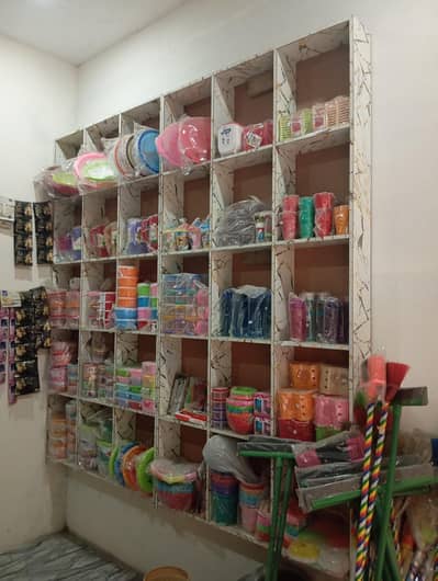 gifts shoes jewellery cosmetic plastic bartan makeup