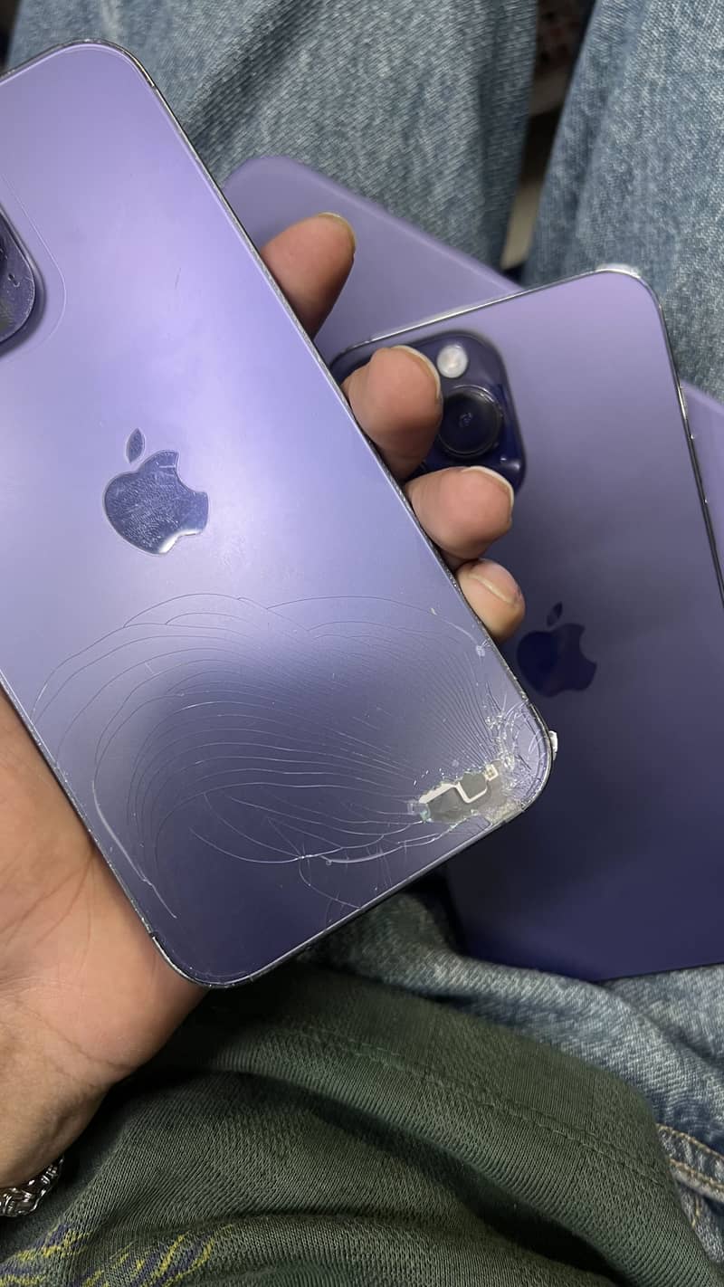 Apple iPhone 14 Pro Max 1