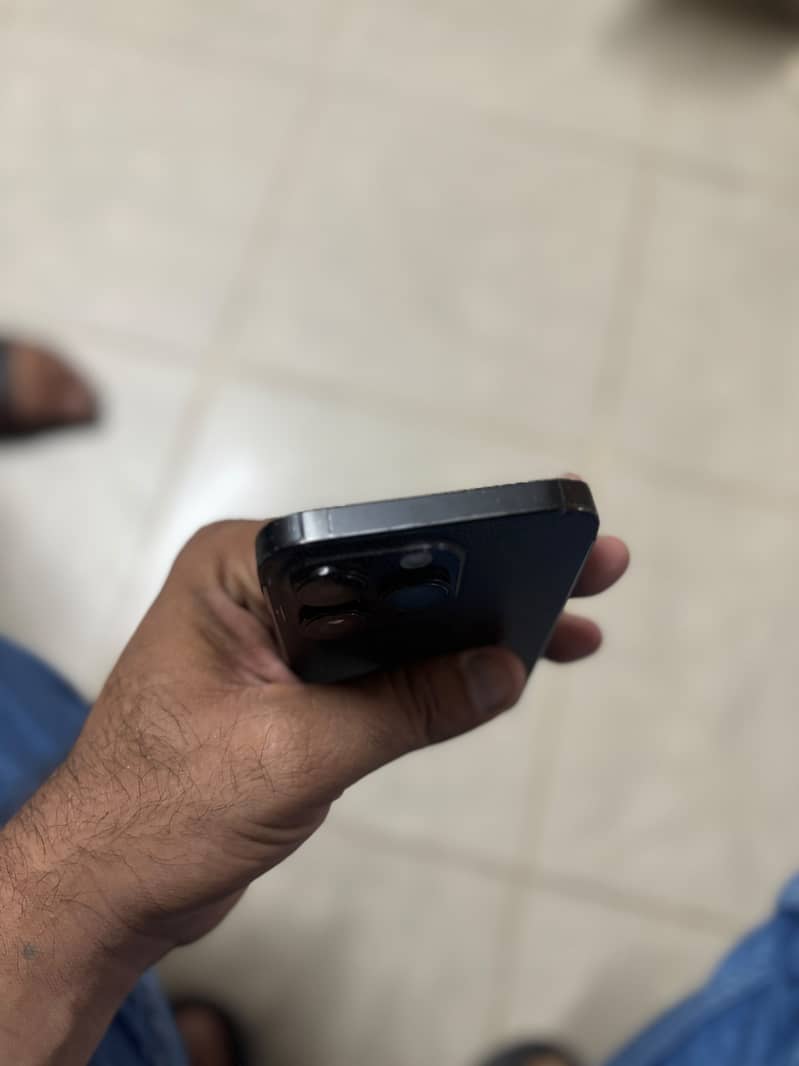 Apple iPhone 14 Pro 1