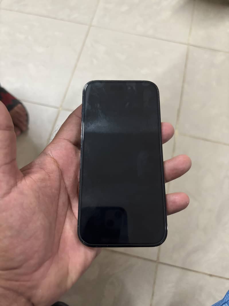Apple iPhone 14 Pro 2