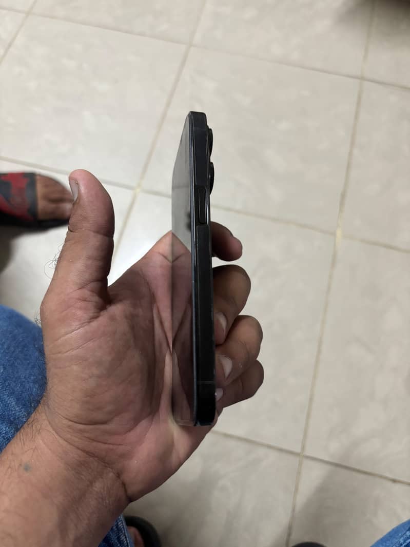 Apple iPhone 14 Pro 3