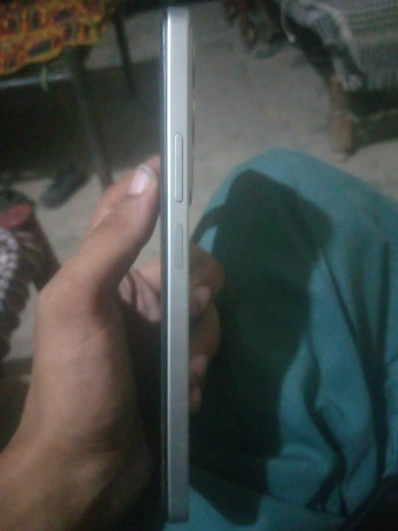 Realme C71 1