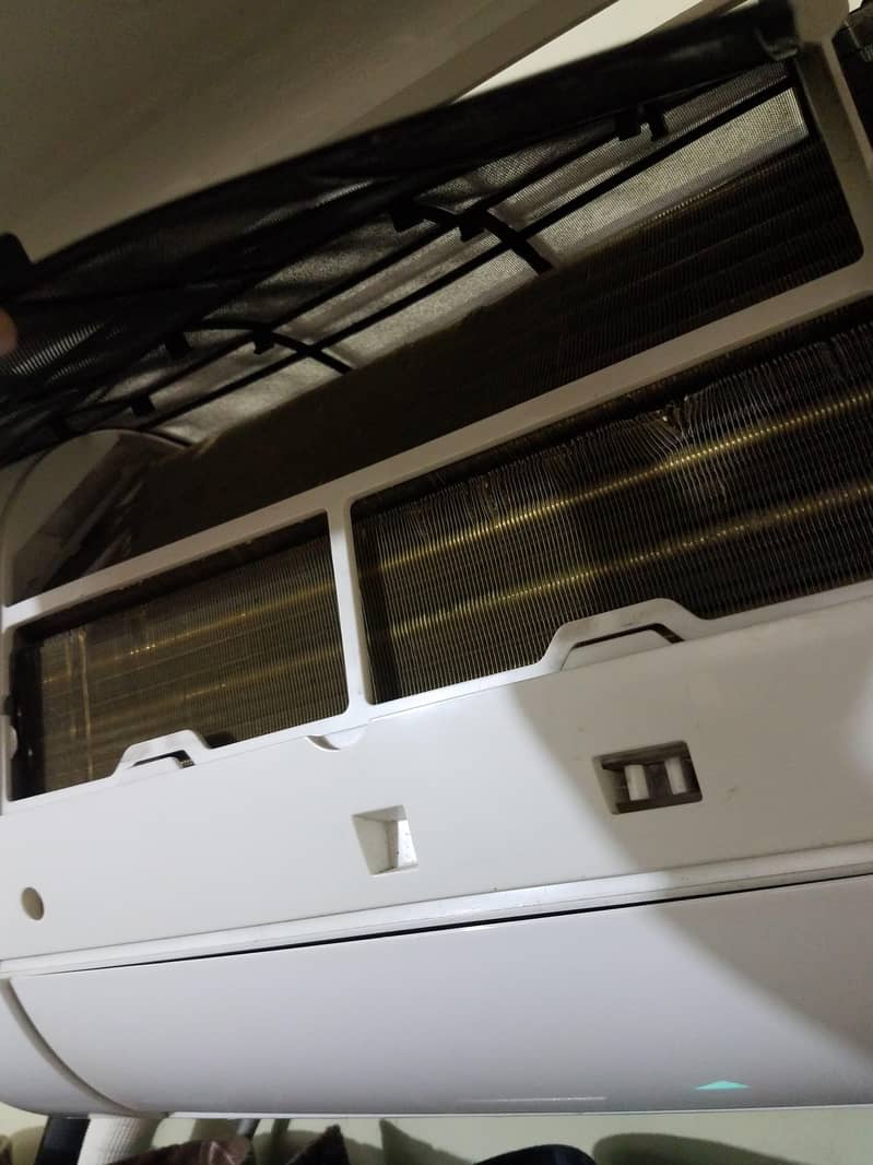Haier Ac split 1 ton 5