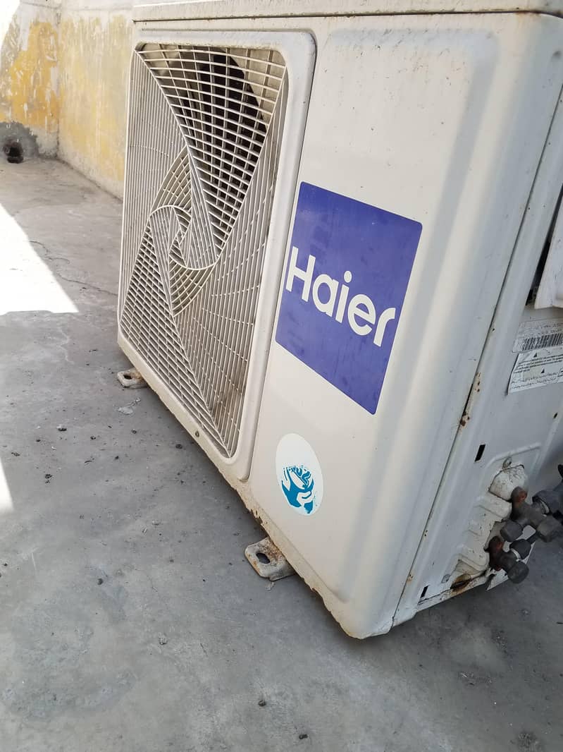 Haier Ac split 1 ton 7