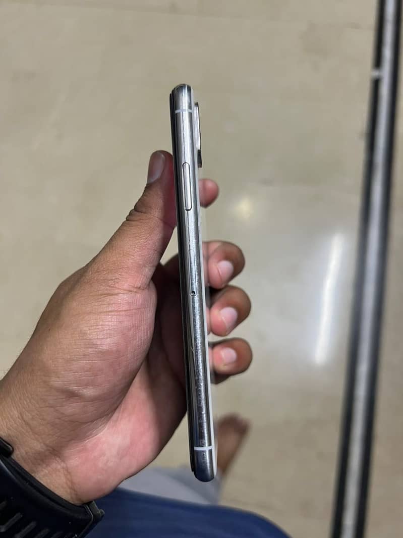 Apple iPhone XS 2