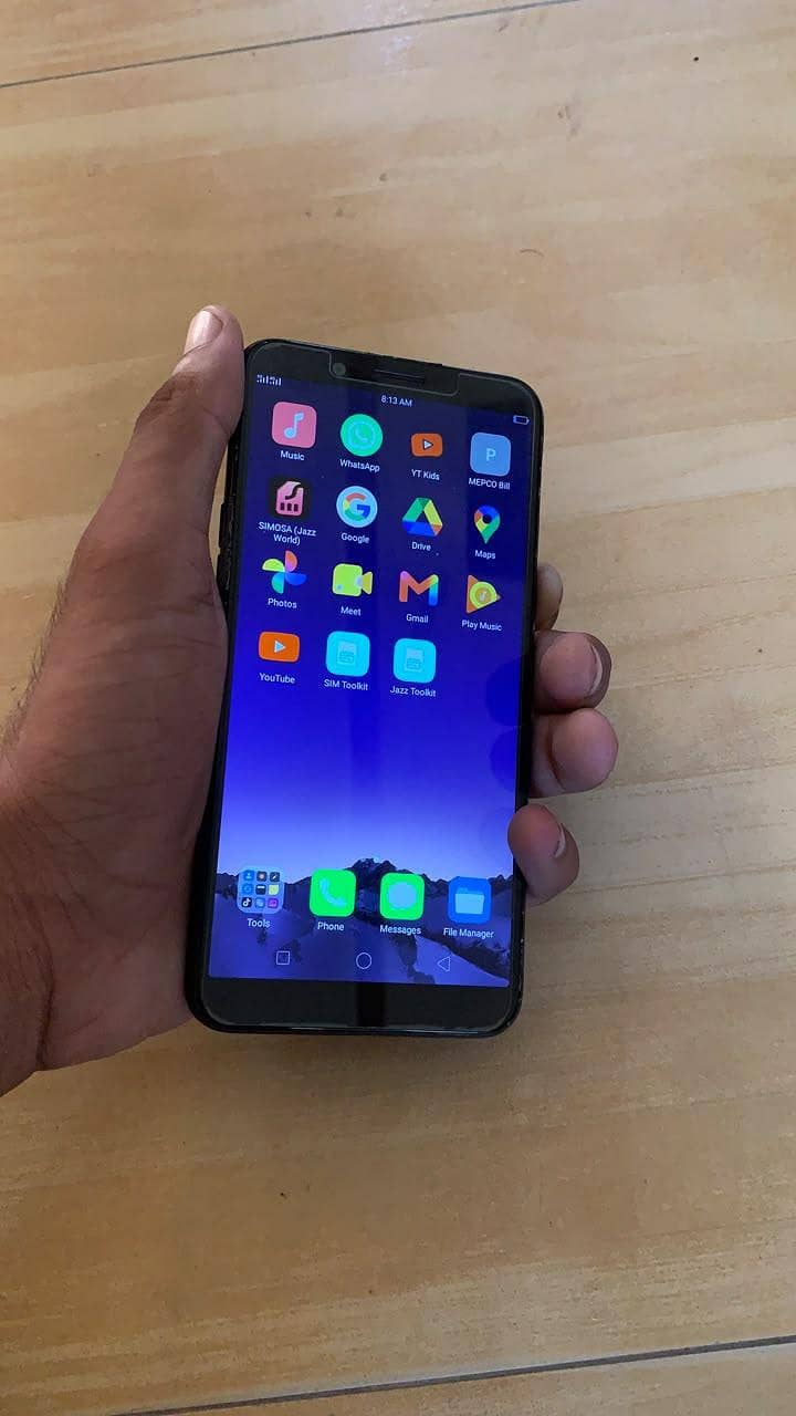 OPPO A83 2