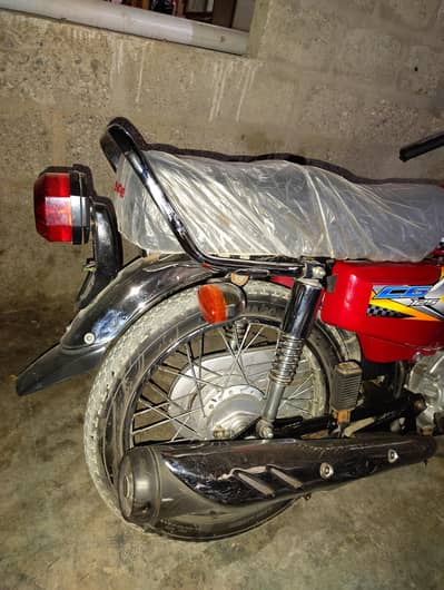 HONDA 125 2025 KARACHI NUMBER MINT CONDITION