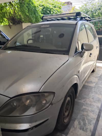 Ssangyong stavic 2007