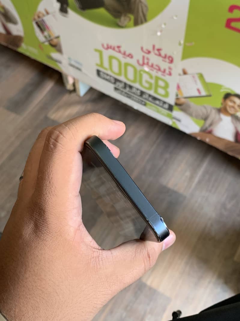 Apple iPhone 12 Pro 3