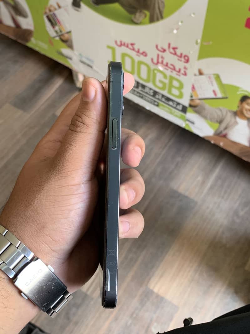 Apple iPhone 12 Pro 6