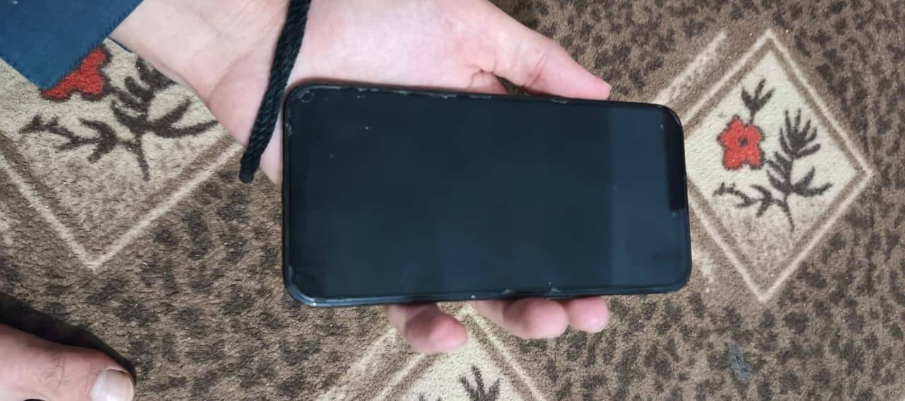 Apple iPhone 15 Pro Max 3