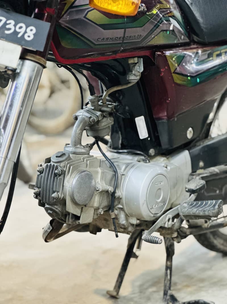 HONDA CD-70 3