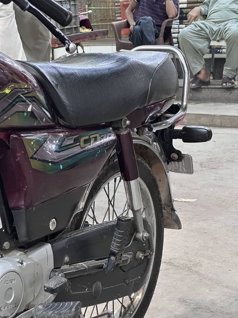 HONDA CD-70 5