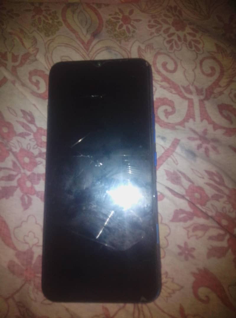 Tecno Spark 4 0