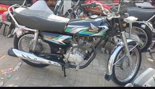 Honda CG 125 2023