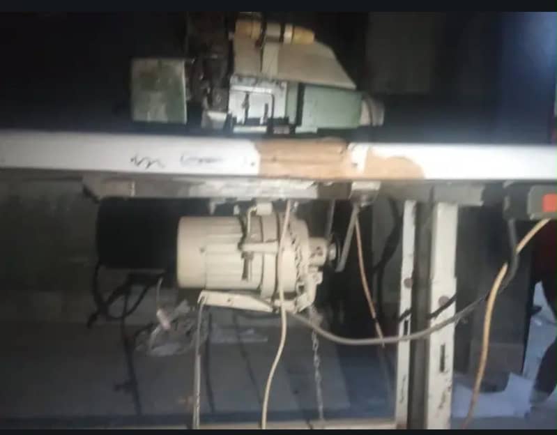 Stitching machine 7