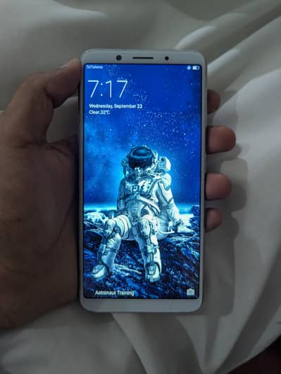 OPPO F5