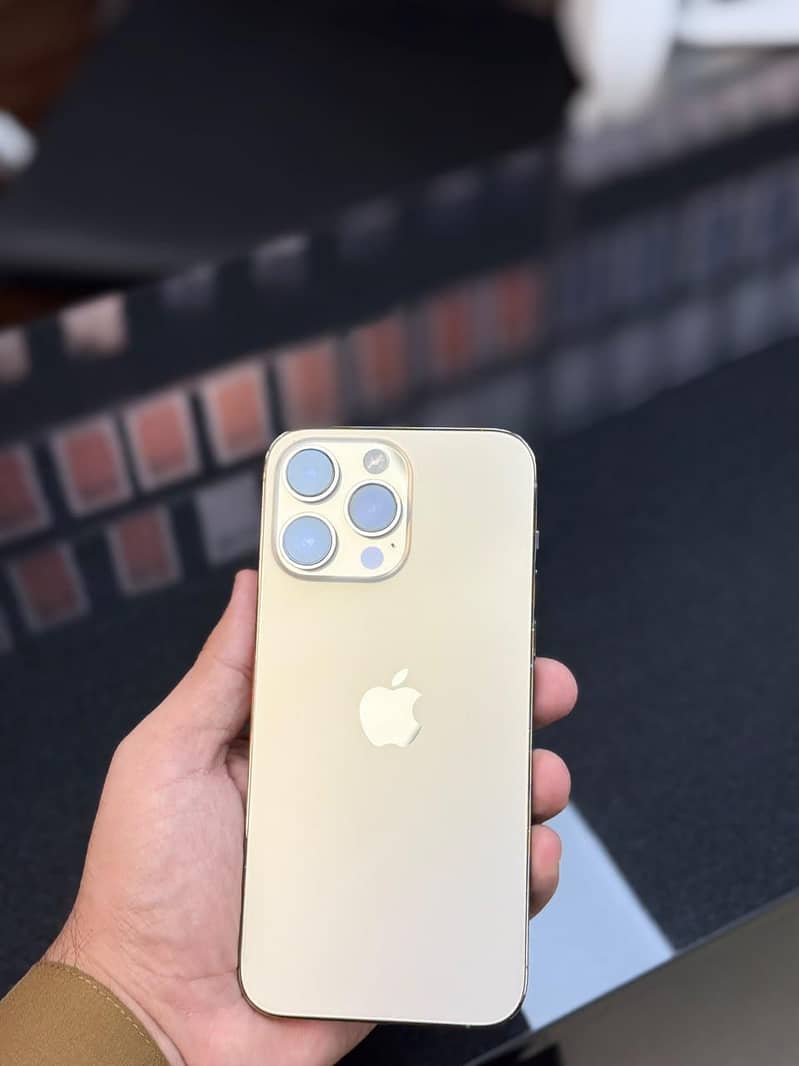 Iphone 14 pro max 1