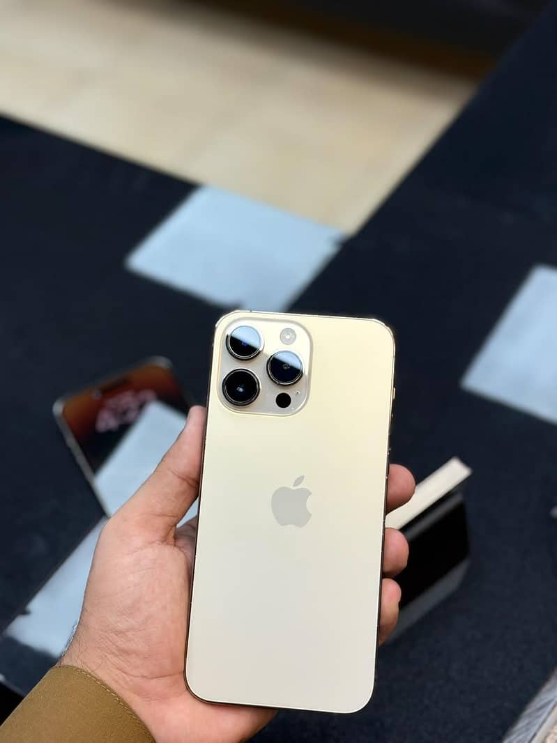 Iphone 14 pro max 3