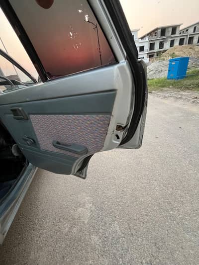Suzuki Mehran VXR 2017 2 piece touching