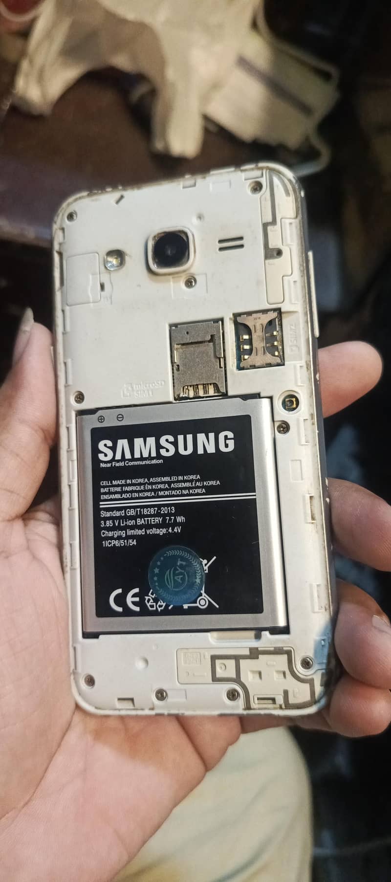 Samsung Mobile J2 1