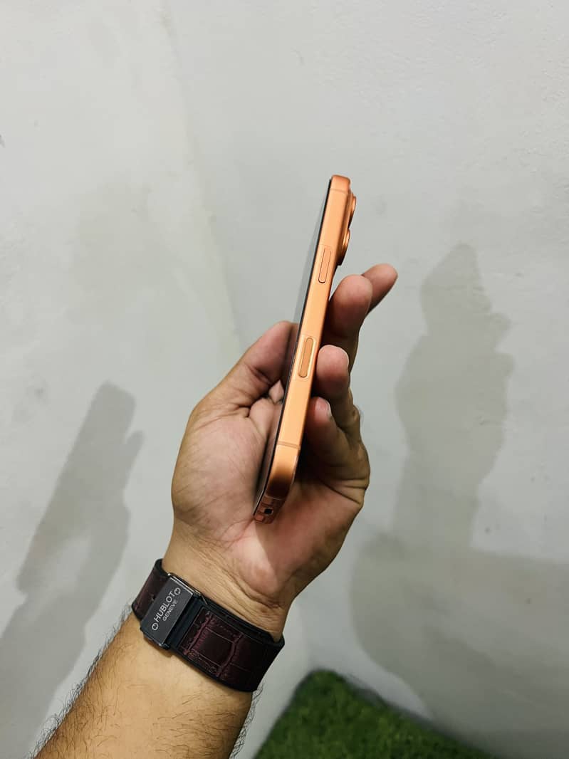 Apple iPhone 17 Pro FU 5