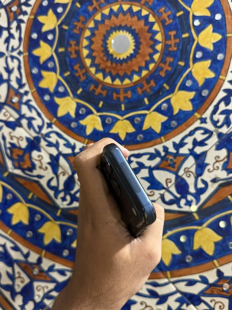 iPhone 17 Pro With Box 3