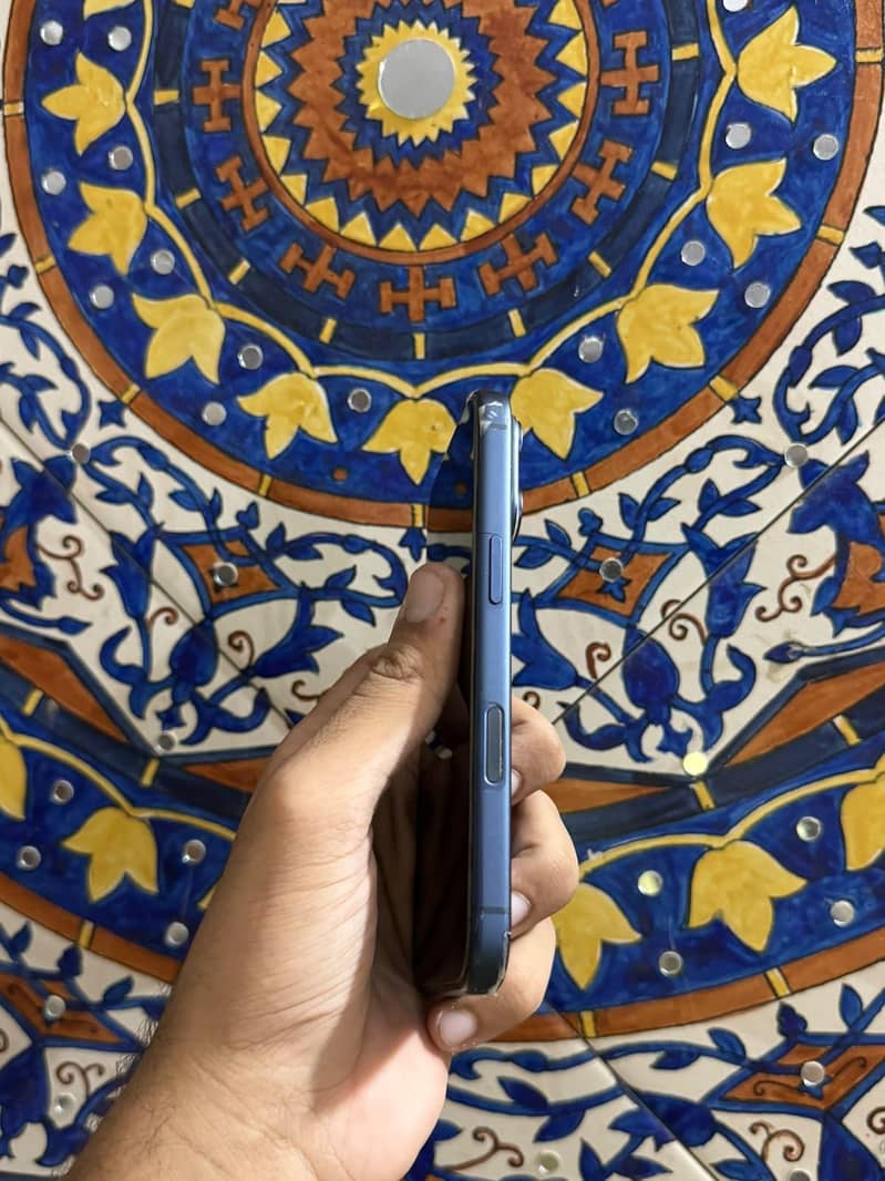 iPhone 17 Pro With Box 4