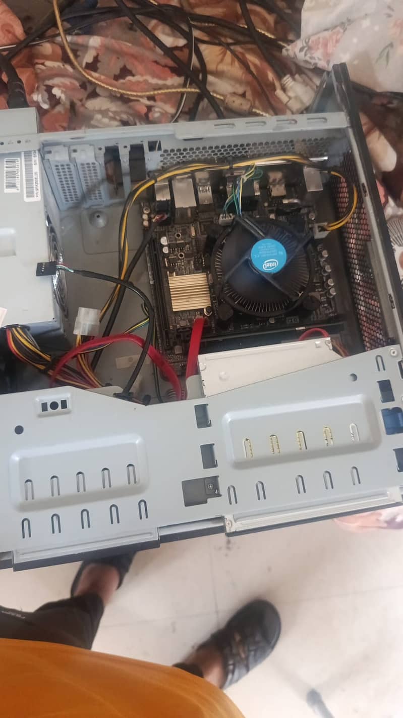 Processor and case 1