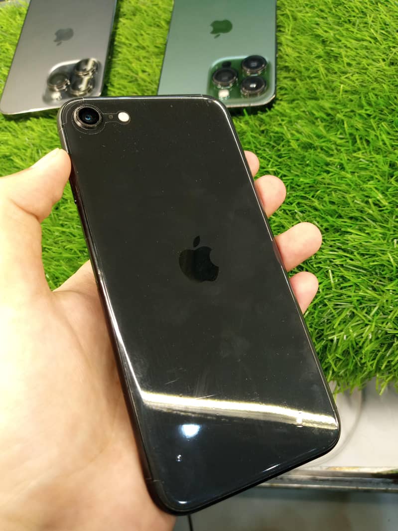 Apple iPhone SE 0