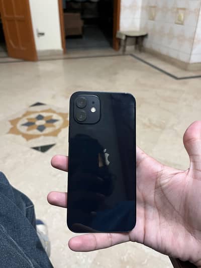 Apple iPhone 12