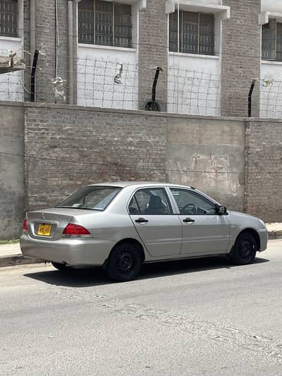 Mitsubishi Lancer 2005