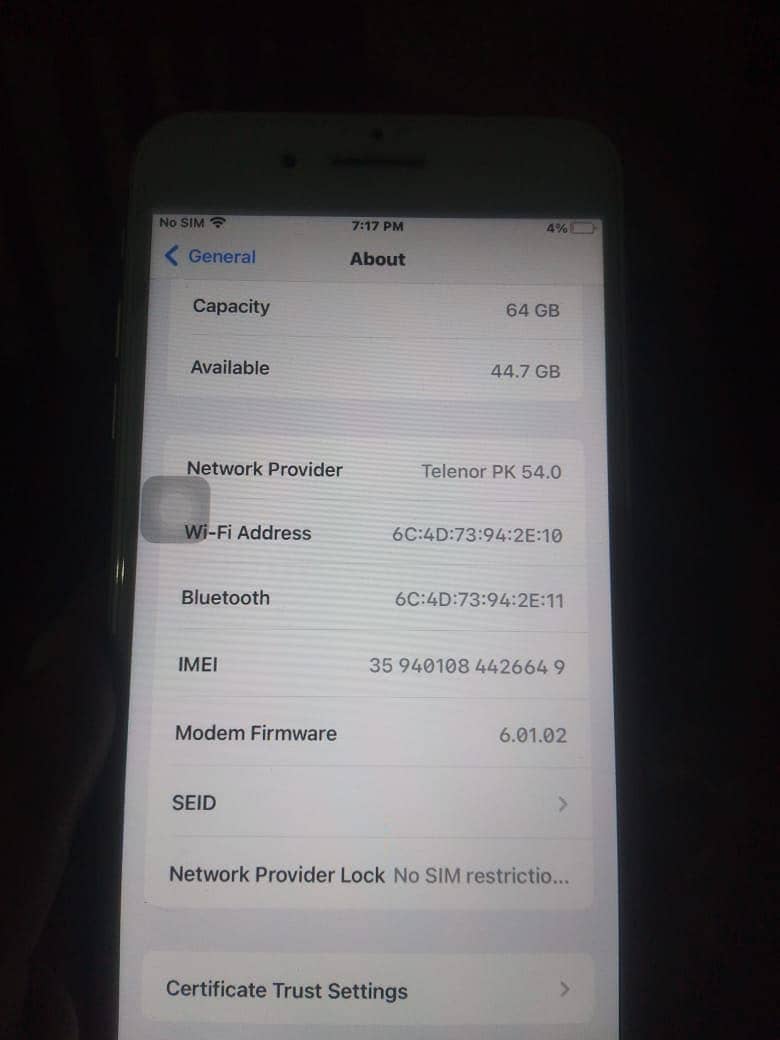 Apple iPhone 8 Plus 4