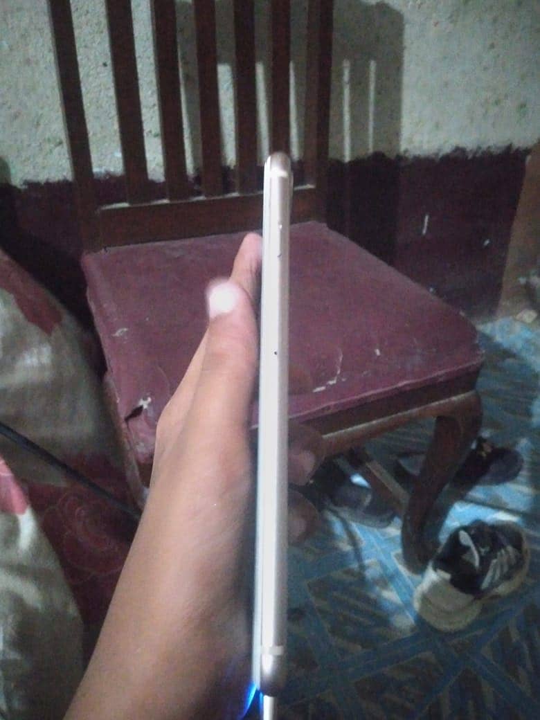 Apple iPhone 8 Plus 7
