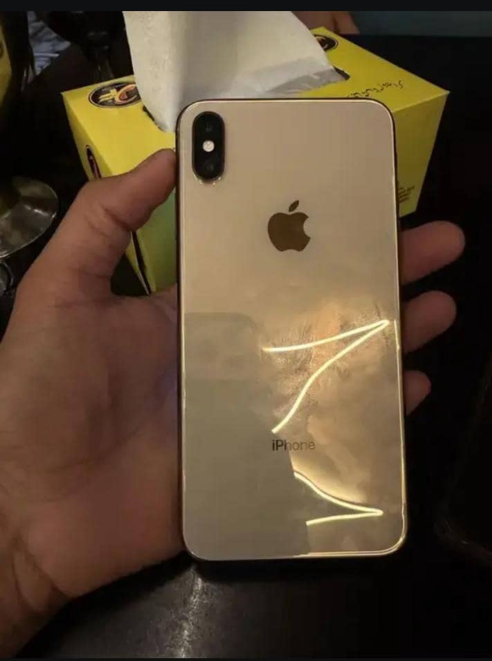 Apple iPhone XS Max 2
