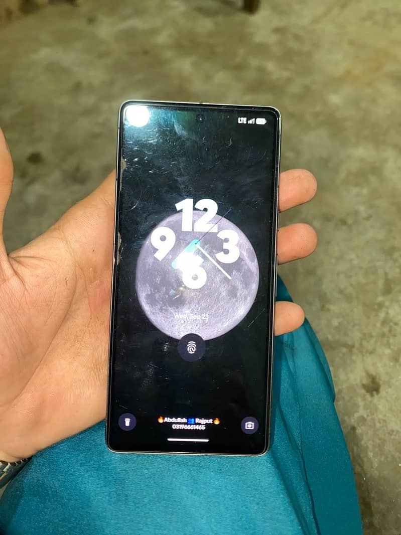 Google Pixel 7 4