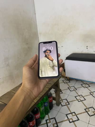 Apple iPhone 11
