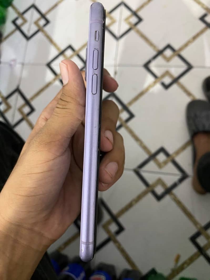 Apple iPhone 11 1