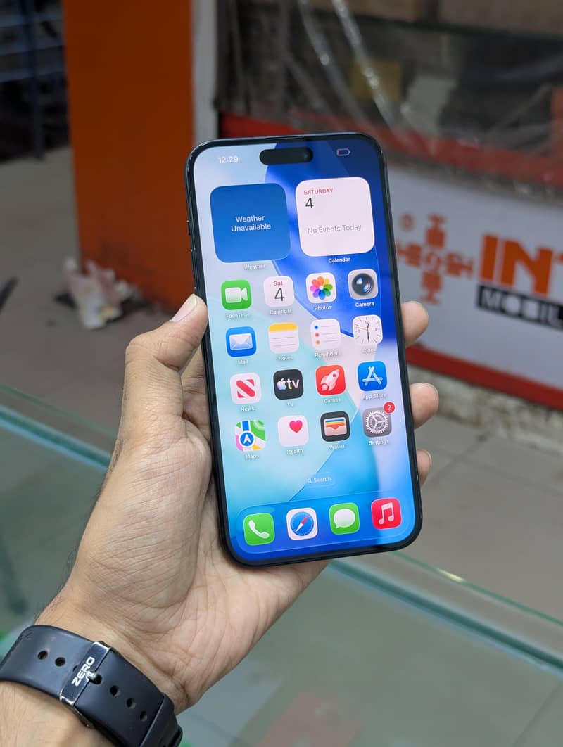 Apple iPhone 15 plus 9