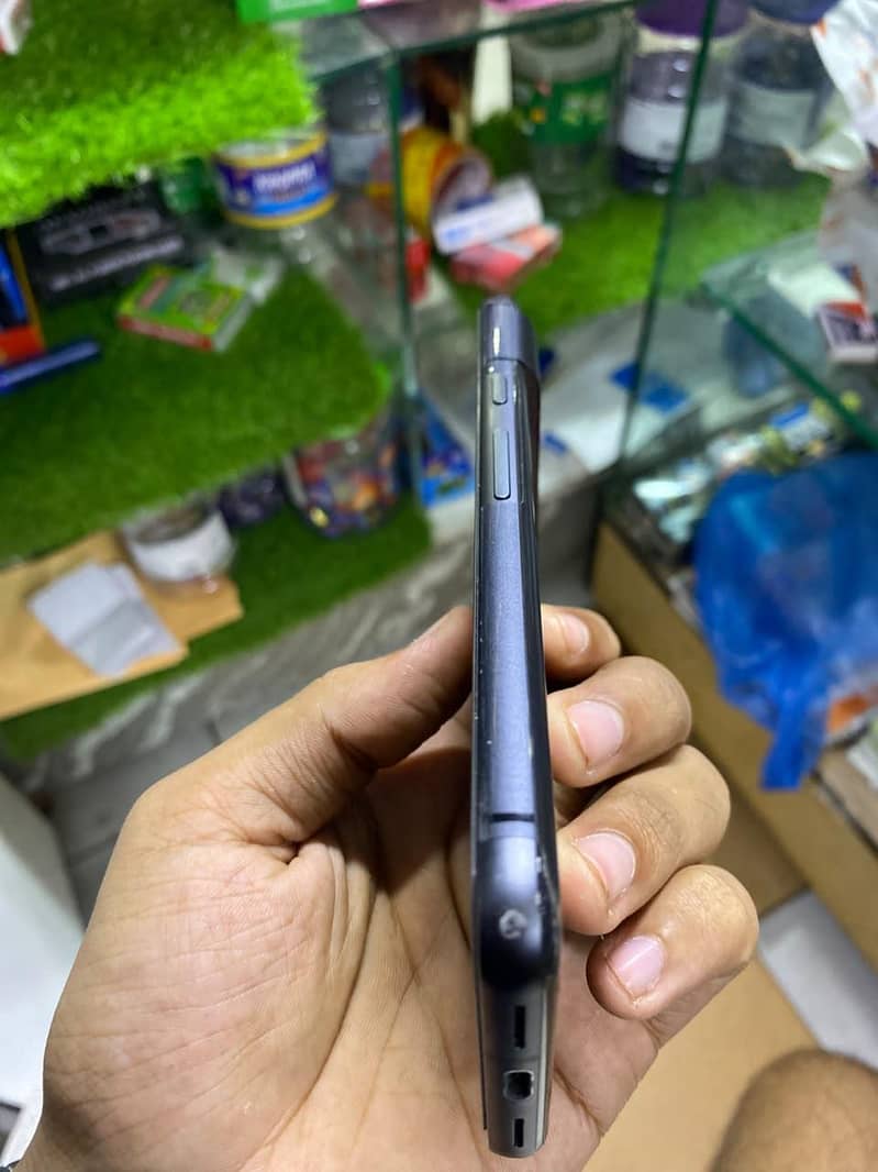 Google Pixel 8 1