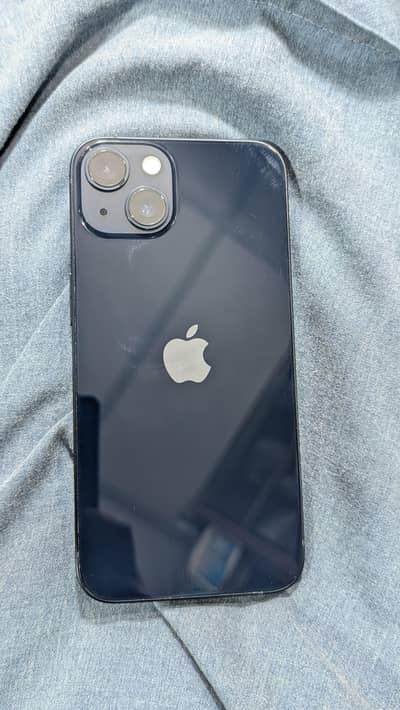 Apple iPhone 13