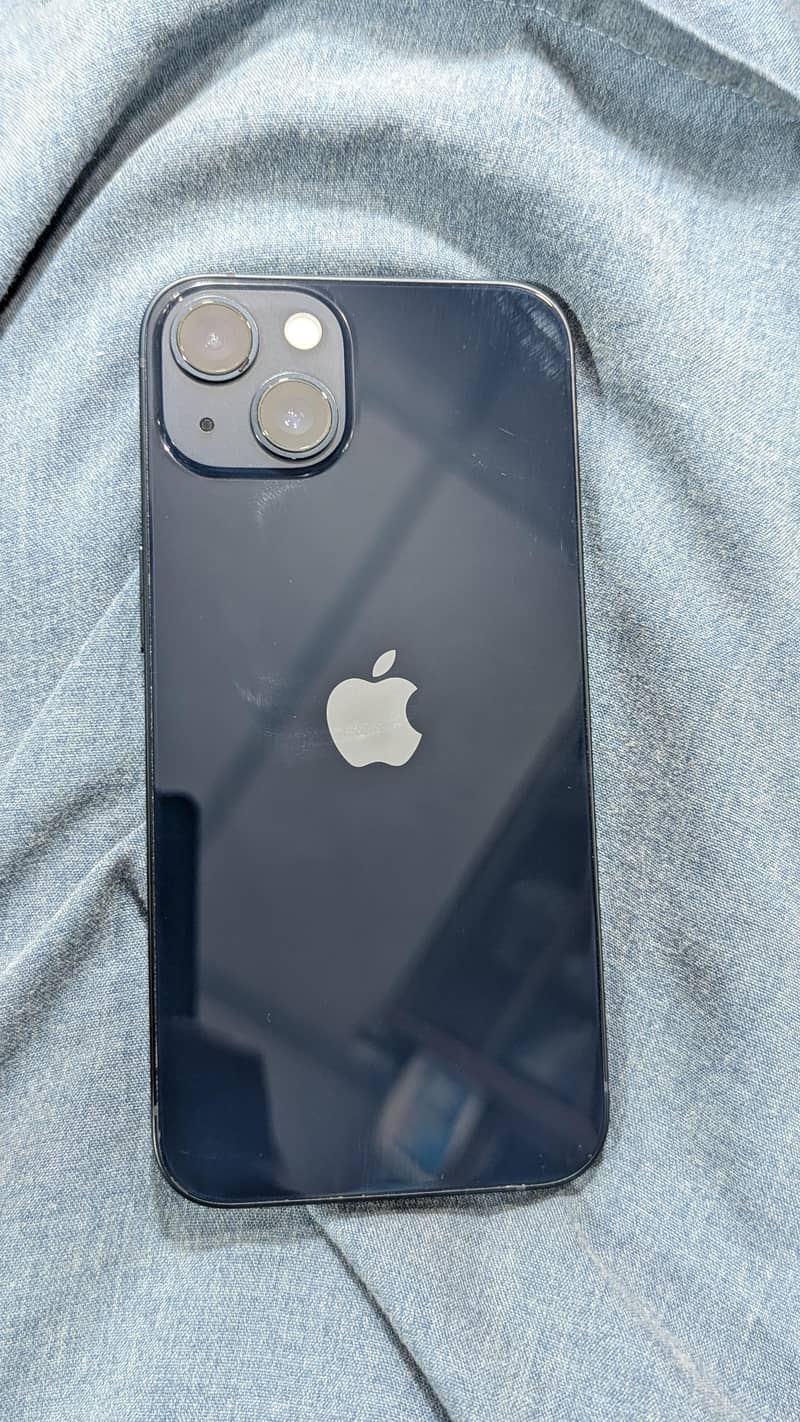 Apple iPhone 13 0