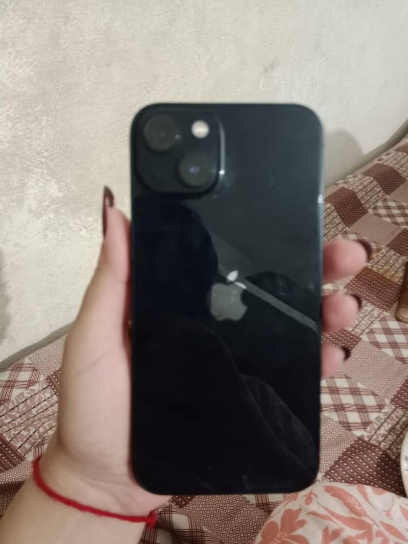 Apple iPhone 13 6