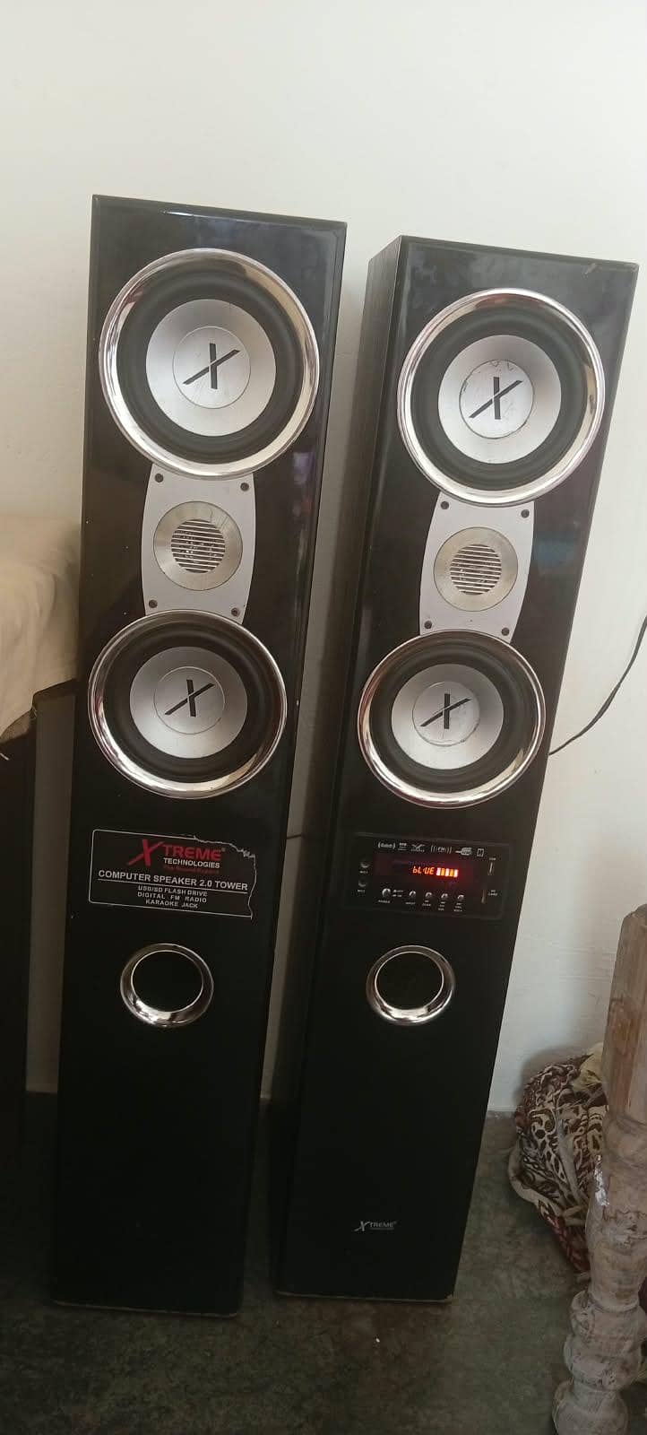 good condition speaker 0